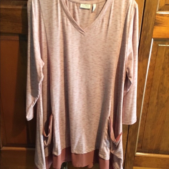 LOGO Rust Trapeze Hem 3/4 Sleeve Top Size XL